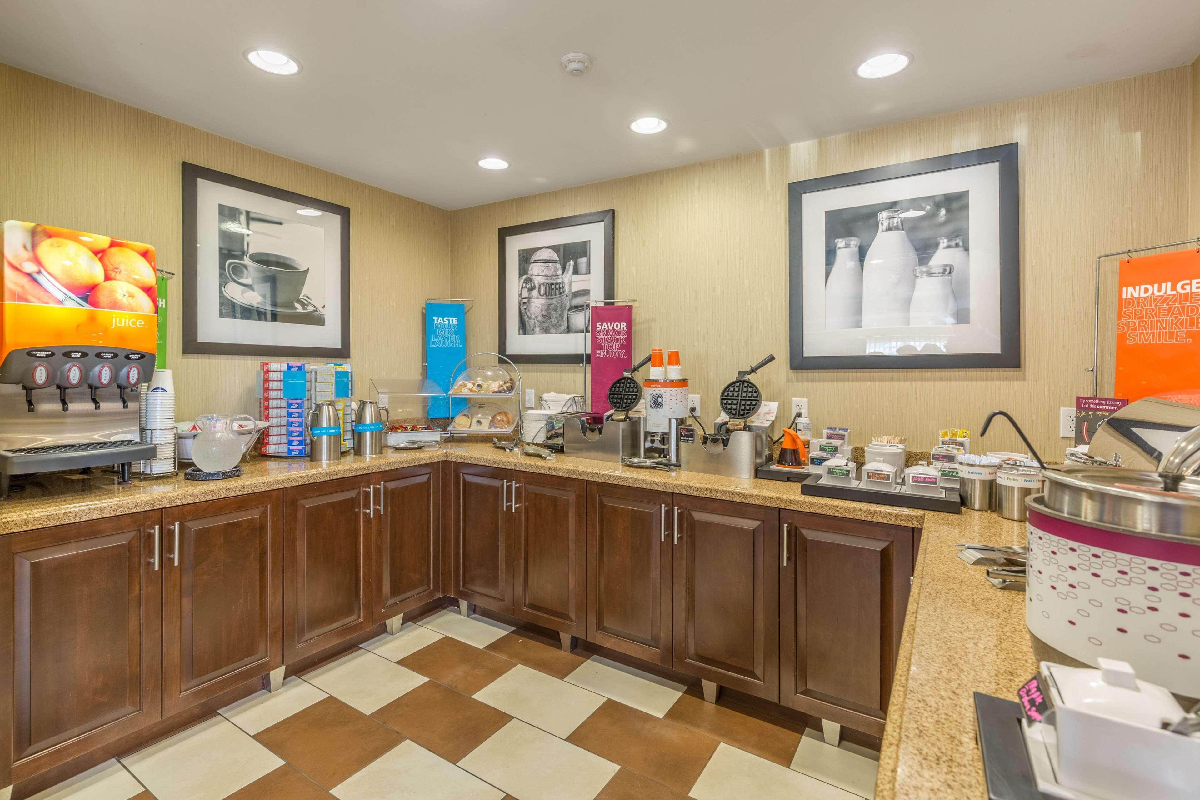 Hampton Inn Owensboro Eksteriør billede