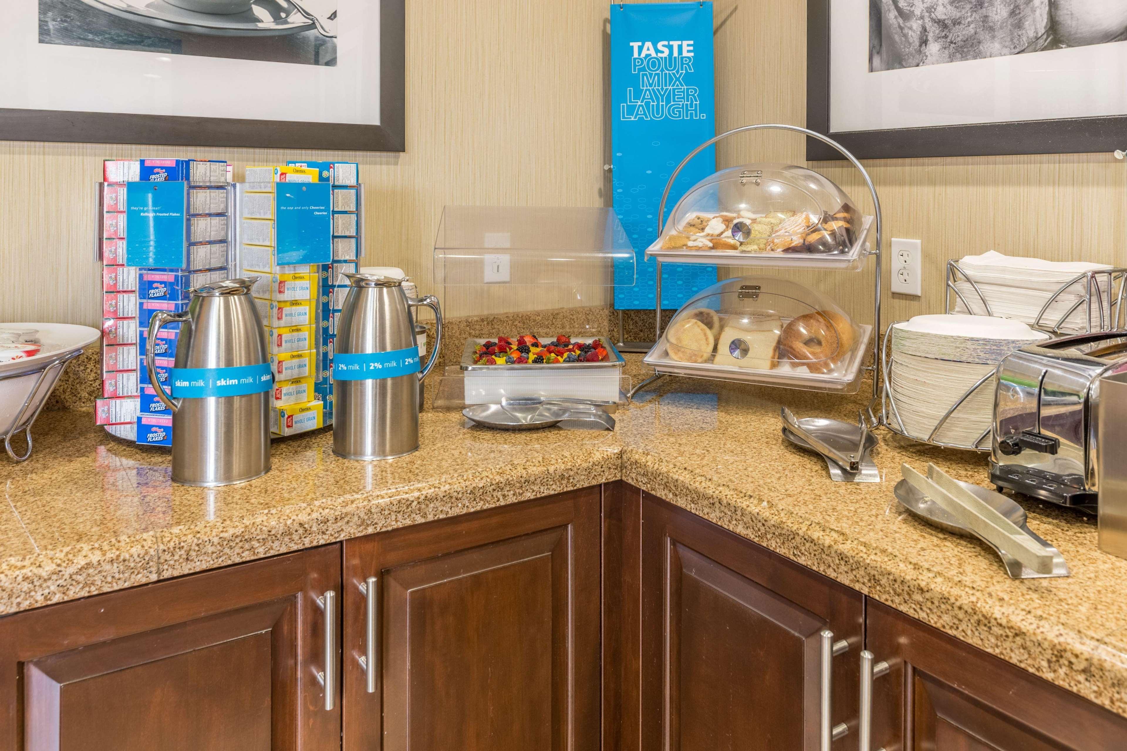 Hampton Inn Owensboro Eksteriør billede